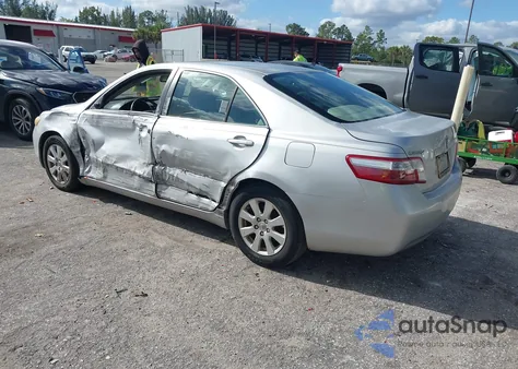 2007 Toyota Camry Hybrid z USA, uszkodzony, nr VIN JTNBB46K673025296